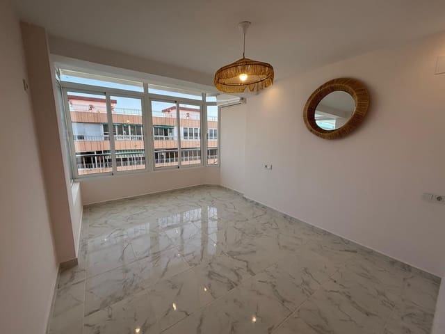 3 sypialnia Penthouse na sprzedaż w Playa del Acequión, Torrevieja z basenem - 335 000 € (Ref: 9608750)