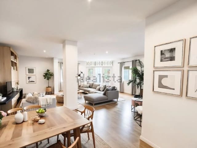 4 makuuhuone Huoneisto myytävänä paikassa Centro, Torrevieja - 156 000 € (Ref: 9608809)