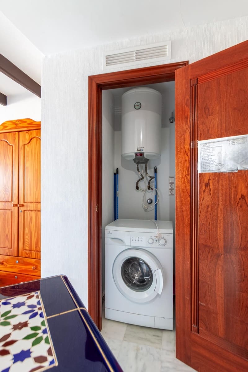 2 slaapkamer Appartement te koop in Torrevieja met zwembad - € 234.990 (Ref: 9608811)