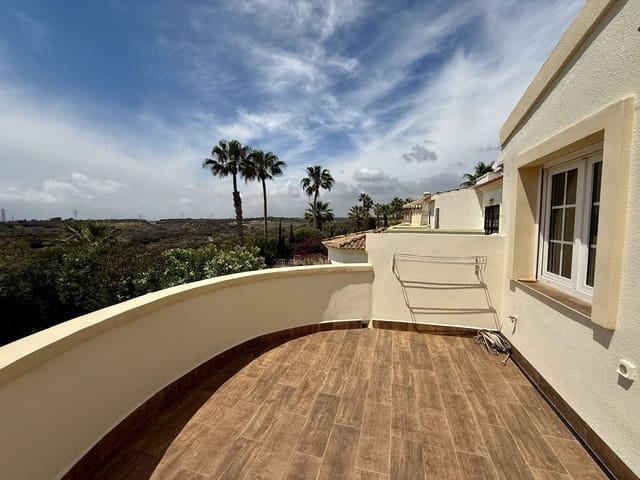 4 Zimmer Villa zu verkaufen in Las Ramblas Golf, Orihuela mit Garage - 830.000 € (Ref: 9608817)