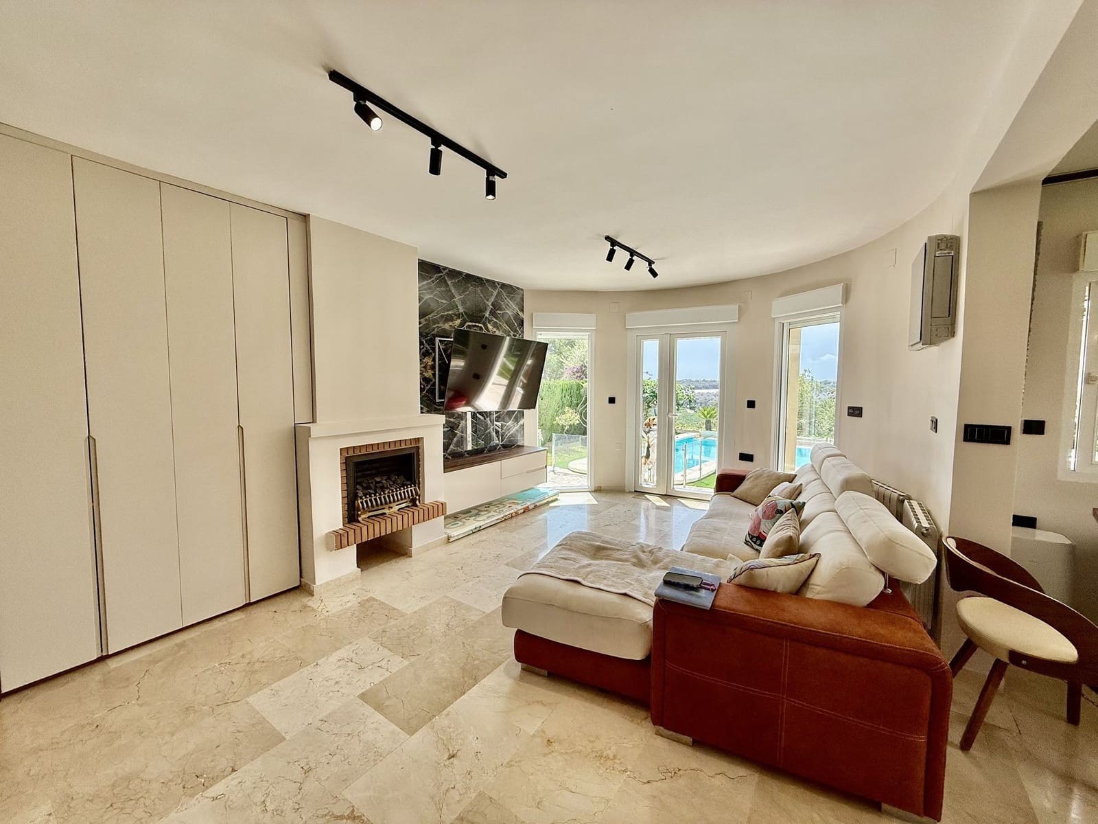 4 Zimmer Villa zu verkaufen in Las Ramblas Golf mit Garage - 830.000 € (Ref: 9608817)