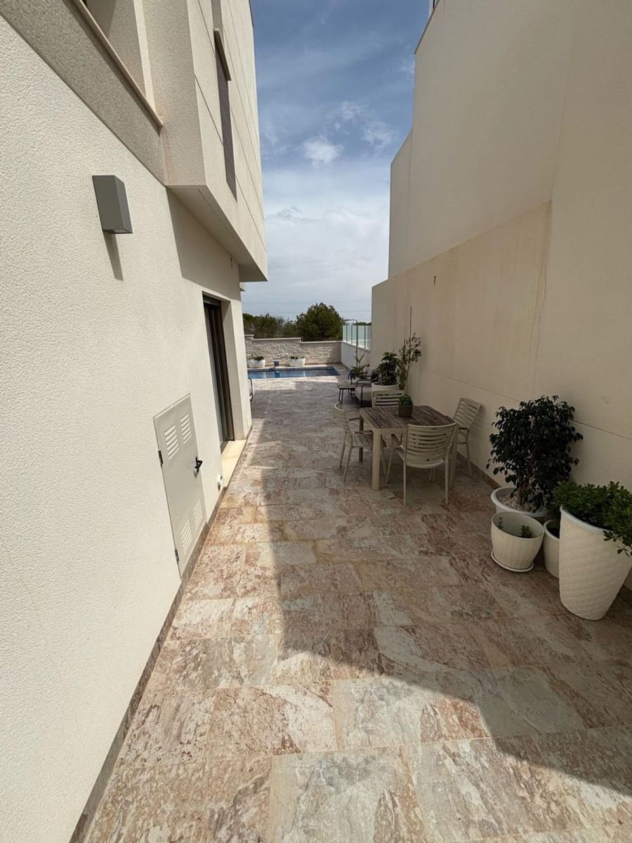 3 sypialnia Willa na sprzedaż w Orihuela Costa z basenem - 448 000 € (Ref: 9608831)