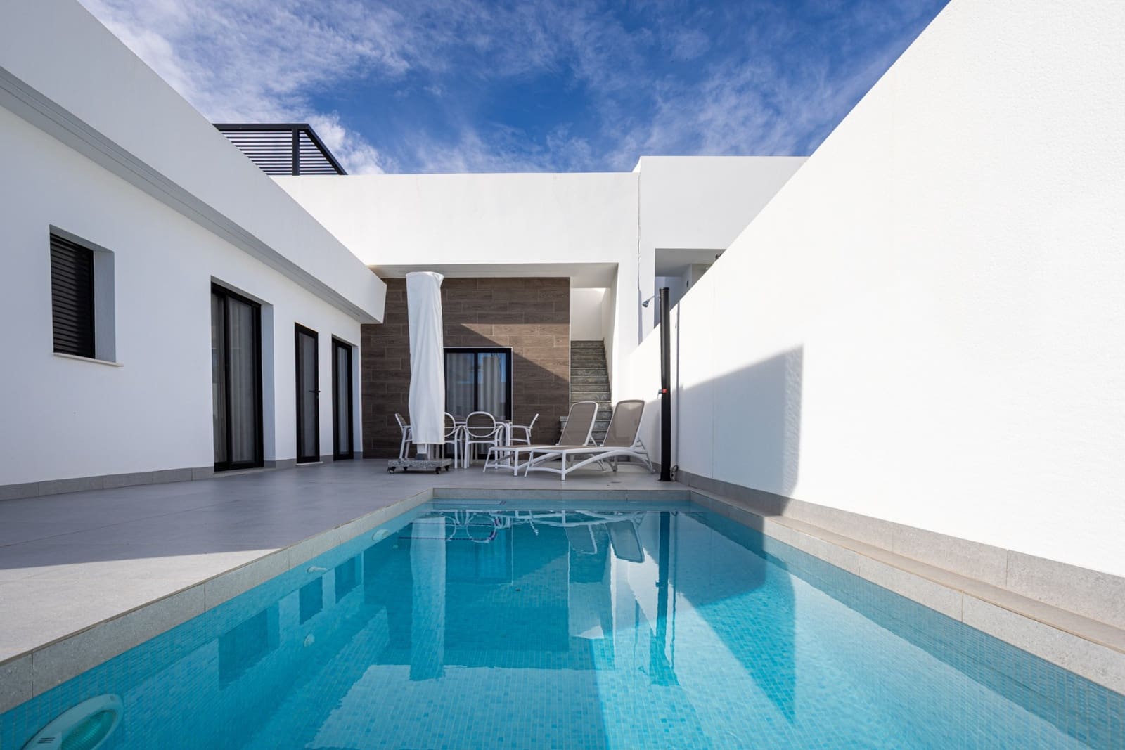 Chalet de 3 habitaciones en Roldan en venta con piscina - 335.000 € (Ref: 9608836)