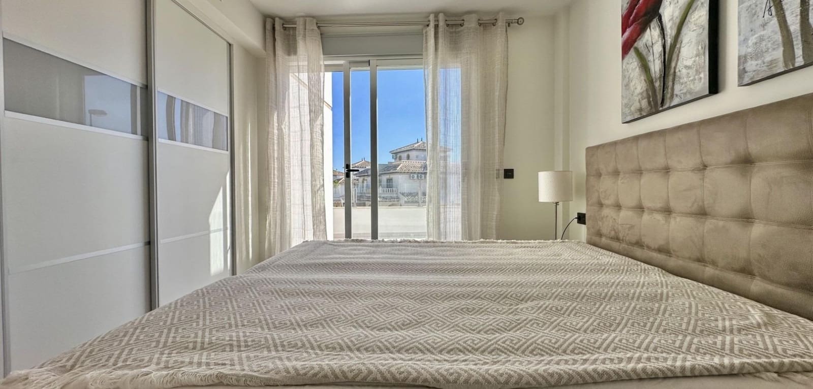 Chalet de 3 habitaciones en Orihuela Costa en venta con piscina - 389.000 € (Ref: 9608840)