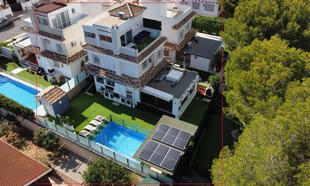 3 soveværelse Villa til salg i La Zenia, Orihuela - € 430.000 (Ref: 9608847)