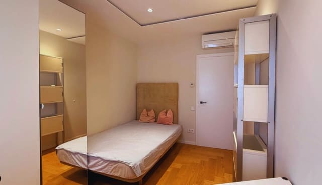 3 quarto Apartamento para venda em Foners, Palma de Mallorca - 450 000 € (Ref: 9608849)