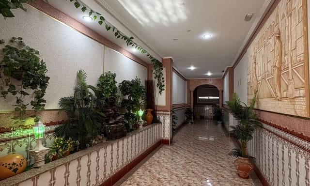 2 Zimmer Apartment zu verkaufen in Torrevieja - 187.500 € (Ref: 9608853)