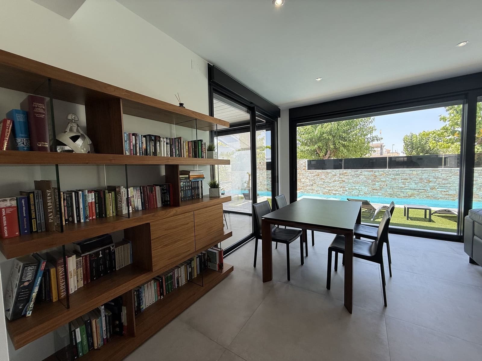 4 bedroom Villa for sale in Santiago de la Ribera - € 725,000 (Ref: 9608872)