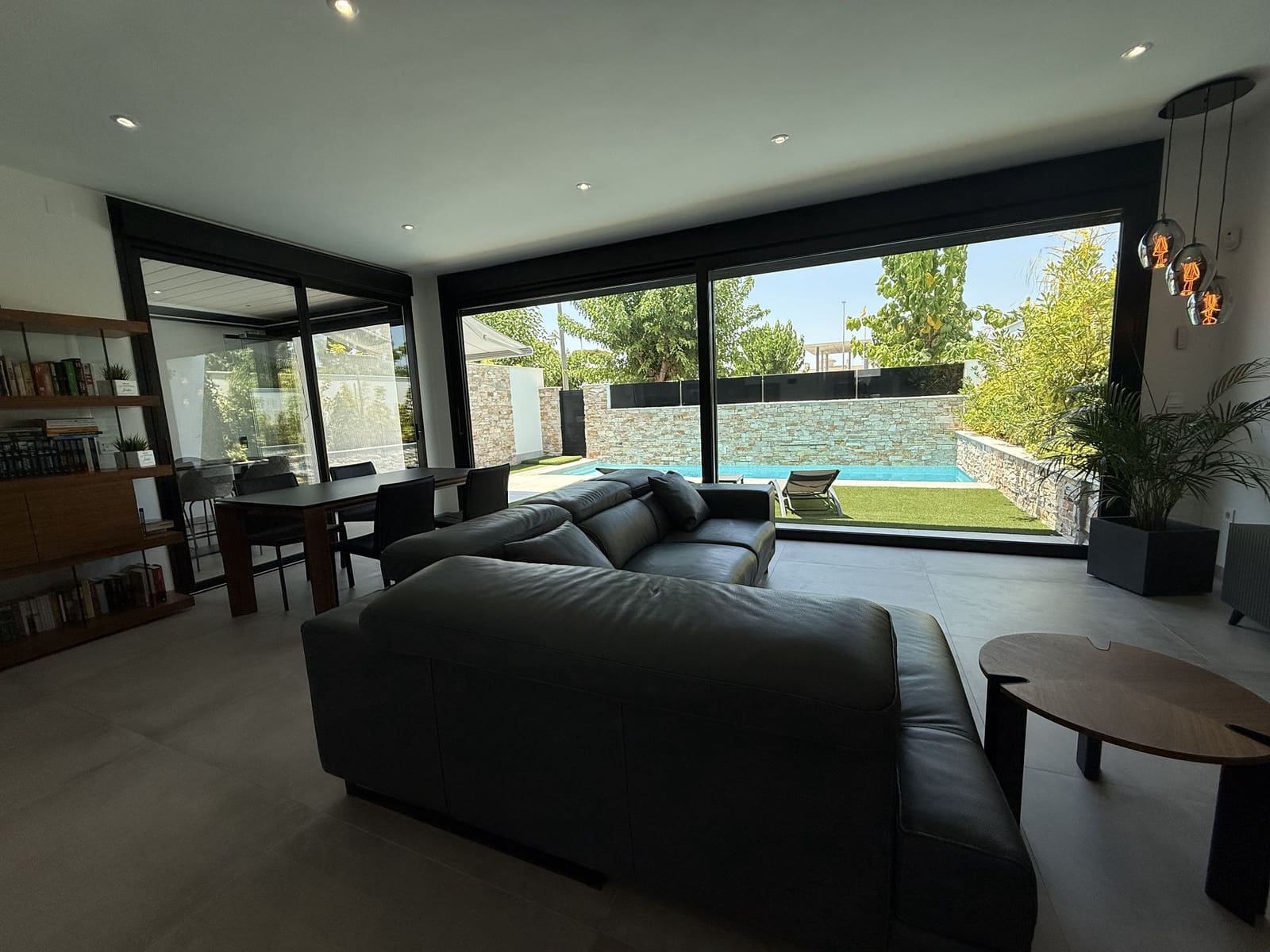 4 bedroom Villa for sale in Santiago de la Ribera - € 725,000 (Ref: 9608872)