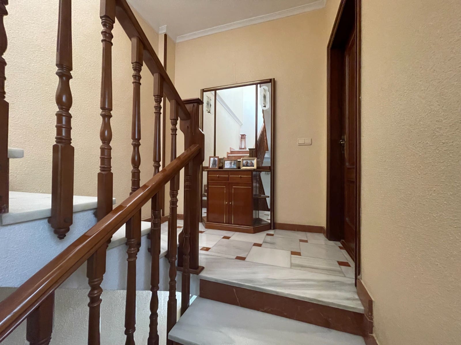 5 soveværelse Villa til salg i San Miguel de Salinas - € 299.900 (Ref: 9608873)