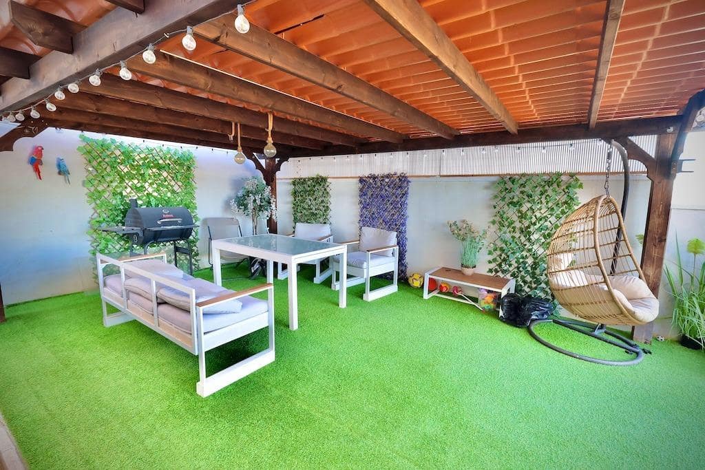 4 slaapkamer Villa te koop in San Miguel de Salinas - € 309.000 (Ref: 9608901)