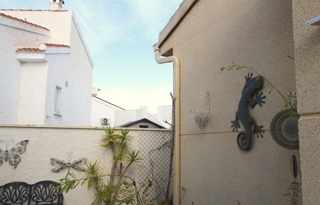 2 Zimmer Villa zu verkaufen in Almoradi mit Pool - 220.000 € (Ref: 9608917)