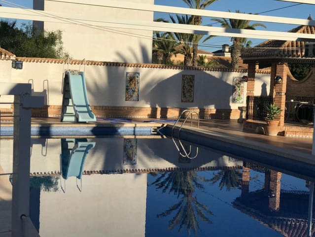 6 makuuhuone Huvila myytävänä paikassa Cabo Roig, Orihuela mukana uima-altaan - 1 490 000 € (Ref: 9608928)