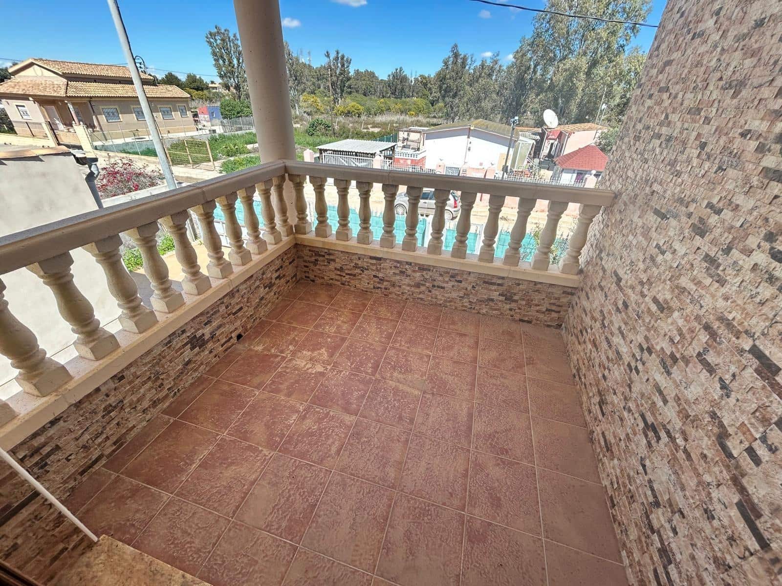 4 Zimmer Villa zu verkaufen in Los Alcazares mit Pool - 260.000 € (Ref: 9608929)