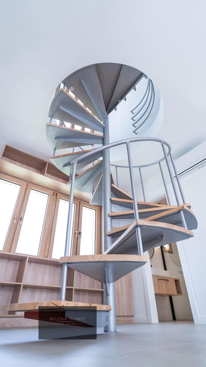 3 bedroom Villa for sale in Cabo Roig with pool - € 1,400,000 (Ref: 9608932)