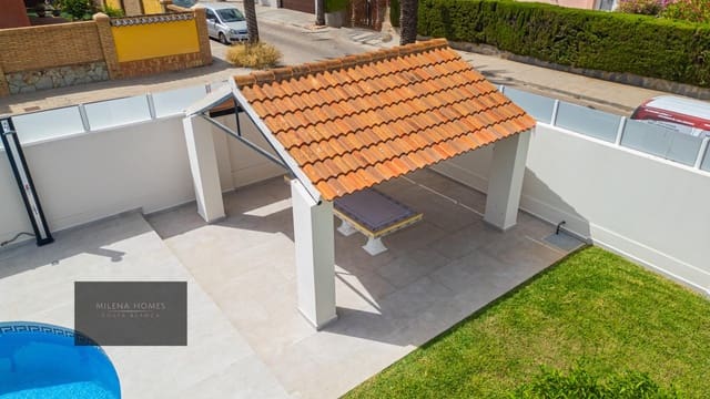 3 quarto Moradia para venda em Cabo Roig, Orihuela com piscina - 1 400 000 € (Ref: 9608932)