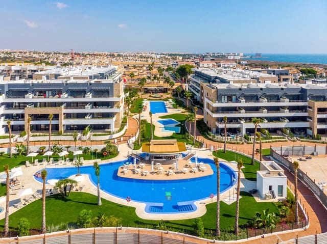 2 bedroom Apartment for sale in La Zenia, Orihuela with pool - € 395,000 (Ref: 9608934)