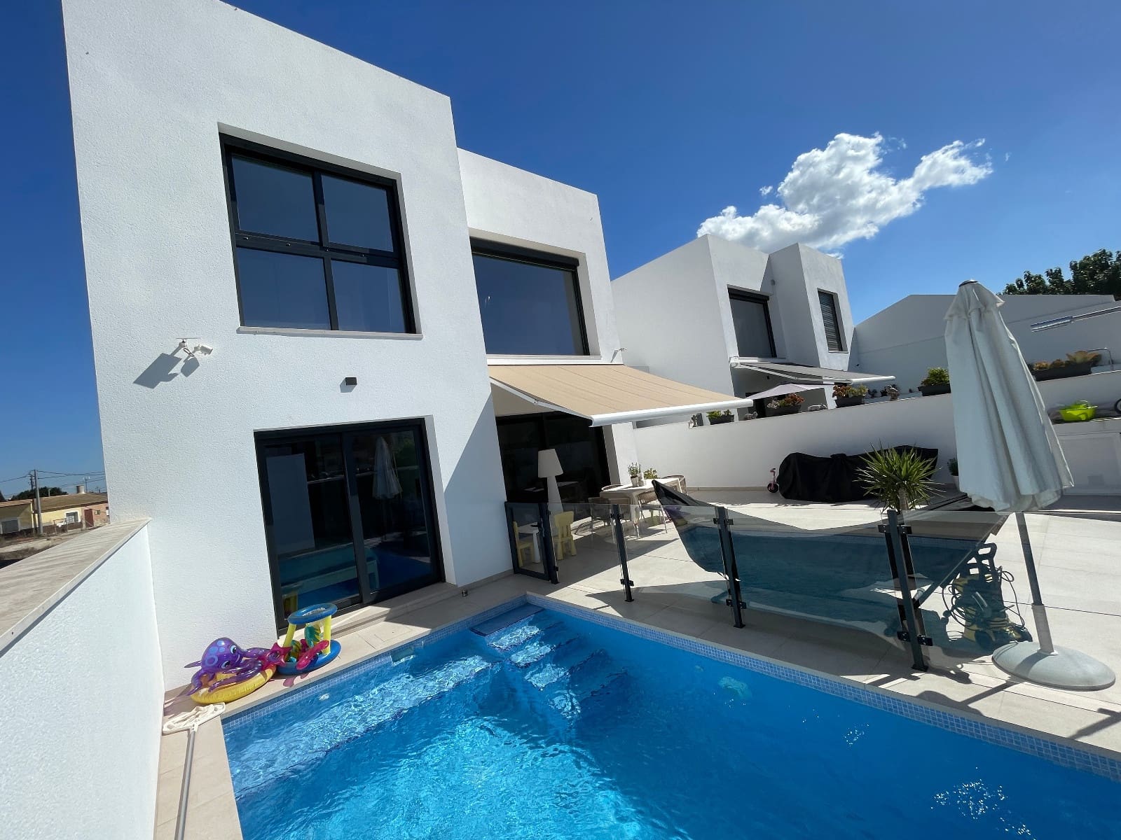 3 bedroom Villa for sale in Formentera del Segura - € 325,500 (Ref: 9608957)