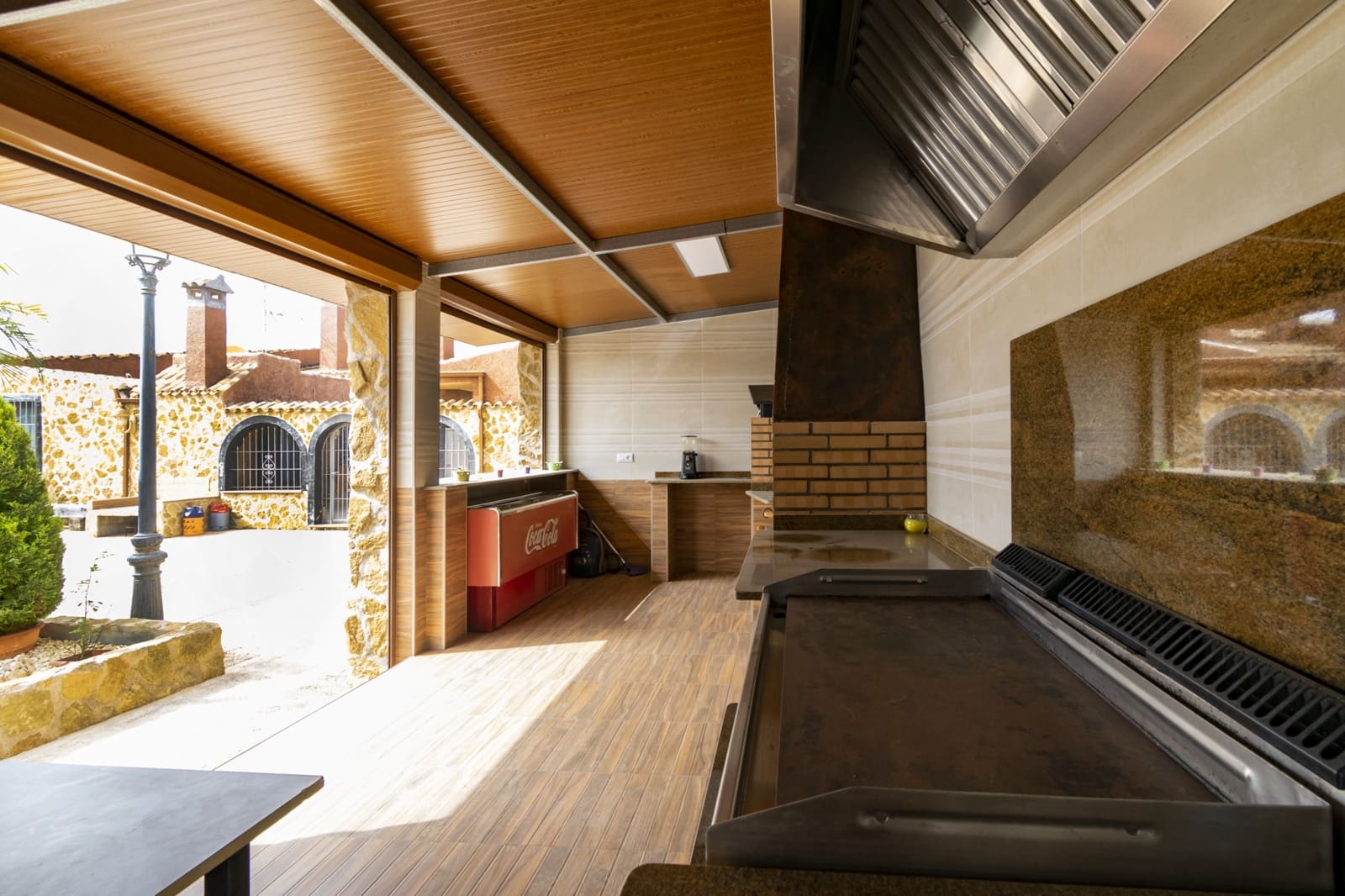 4 slaapkamer Villa te koop in El Beal met zwembad garage - € 1.299.000 (Ref: 9608978)