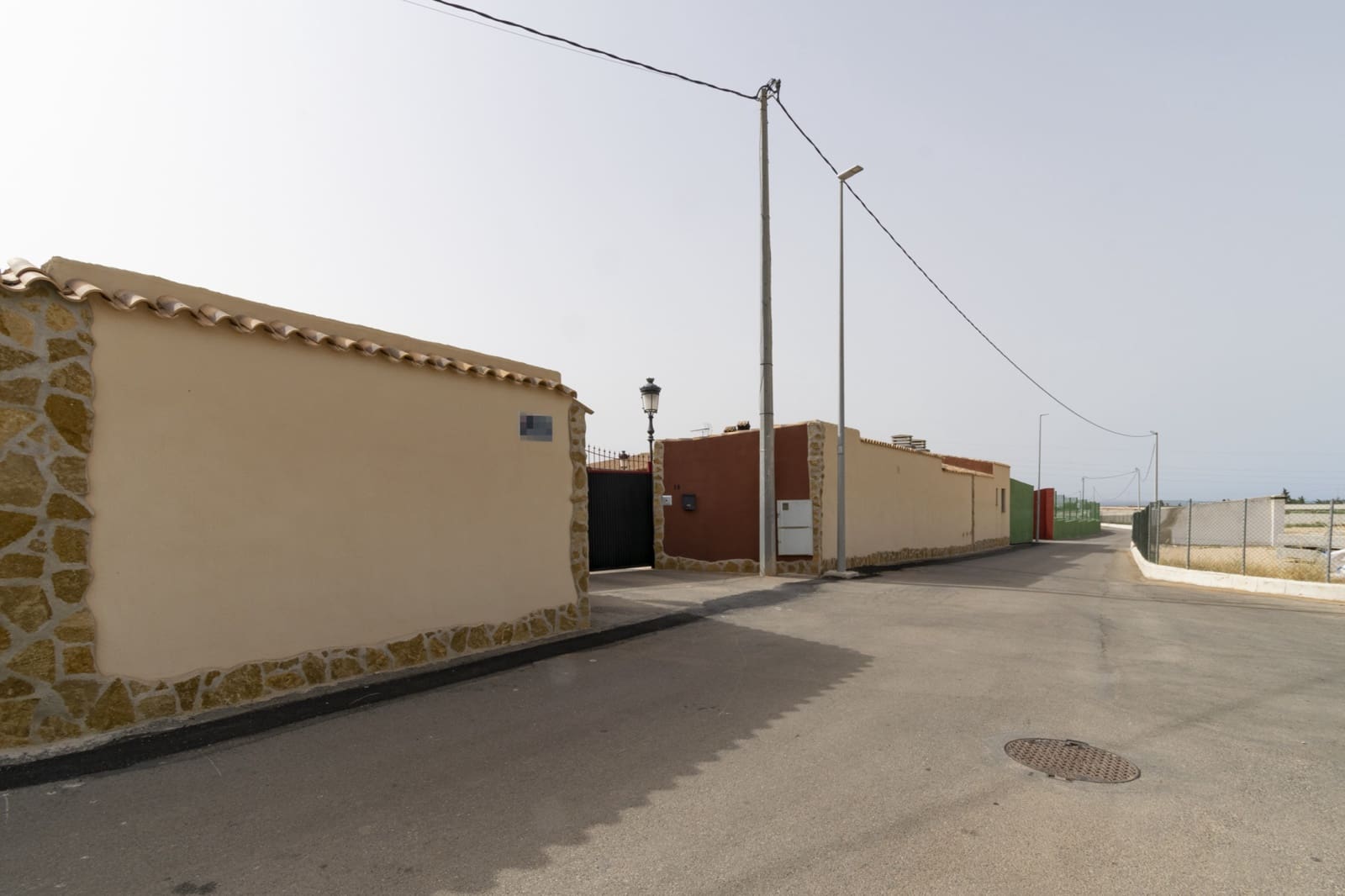 4 slaapkamer Villa te koop in El Beal met zwembad garage - € 1.299.000 (Ref: 9608978)