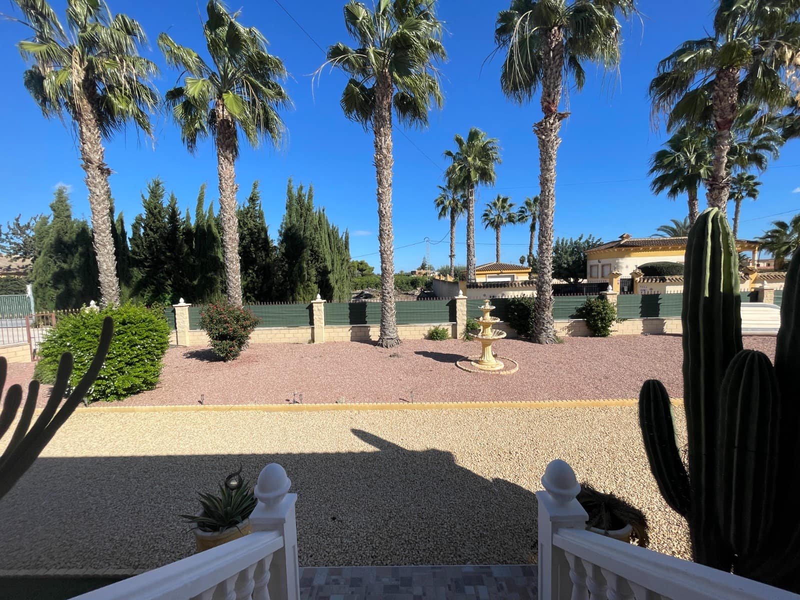 4 bedroom Villa for sale in Catral - € 370,000 (Ref: 9609001)