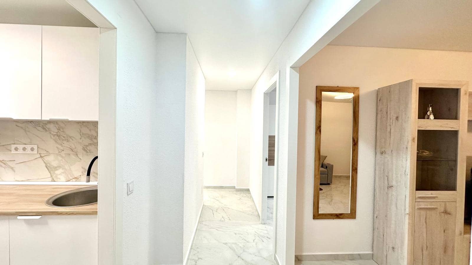 3 chambre Appartement à vendre à Torrevieja - 199 900 € (Ref: 9609007)