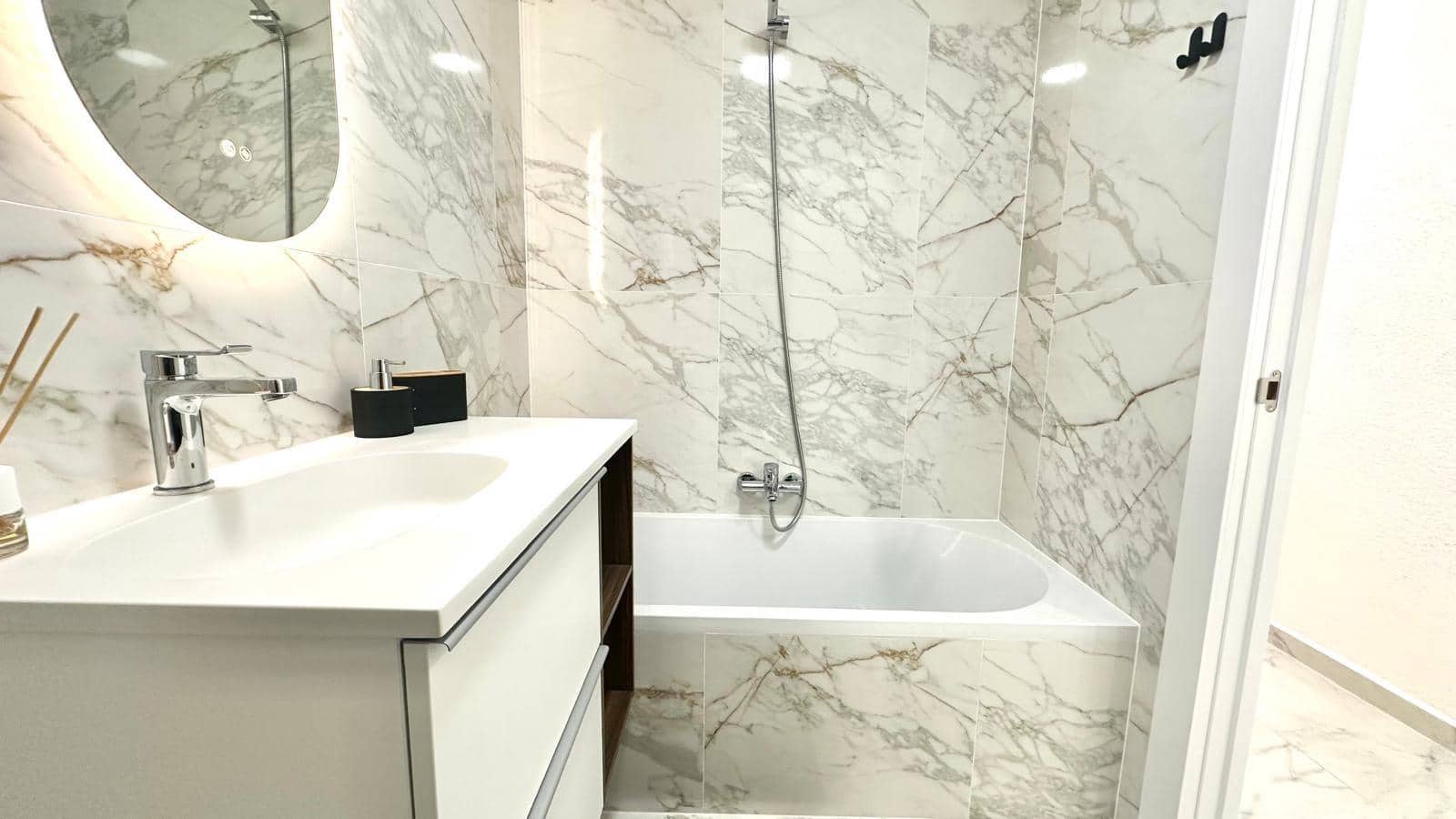 3 chambre Appartement à vendre à Torrevieja - 199 900 € (Ref: 9609007)