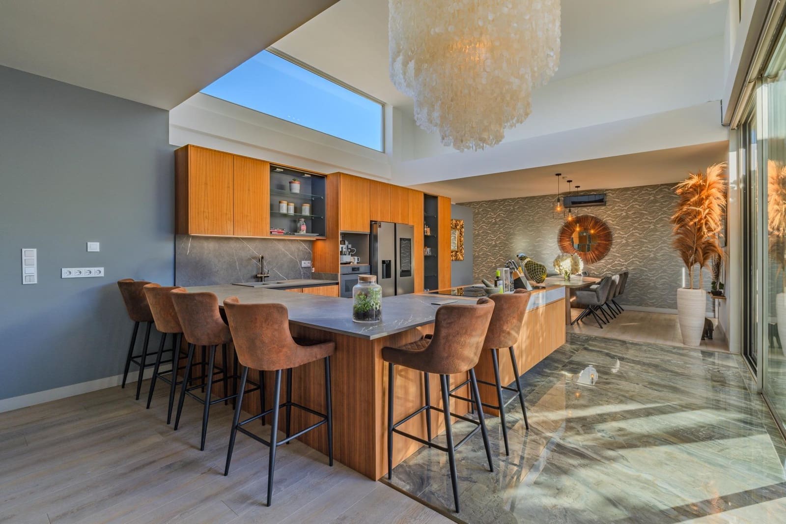 4 bedroom Villa for sale in Benijofar with pool - € 1,250,000 (Ref: 9609014)