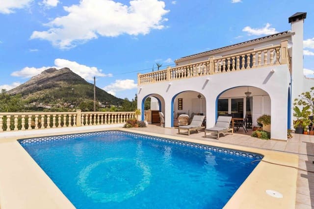 4 Zimmer Villa zu verkaufen in Murla mit Garage - 765.000 € (Ref: 9609016)