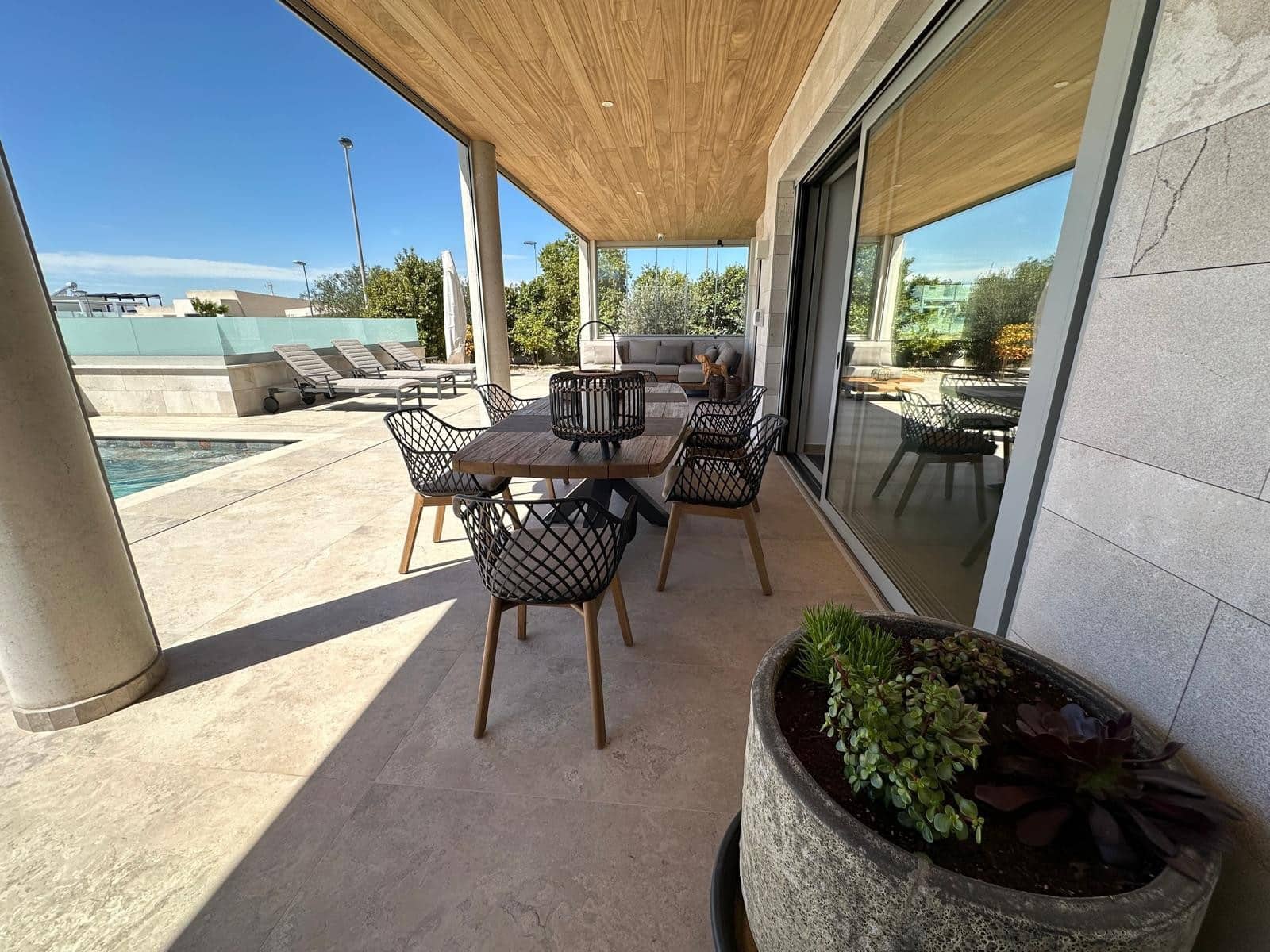 4 slaapkamer Villa te koop in Benijofar met zwembad garage - € 1.495.000 (Ref: 9609017)