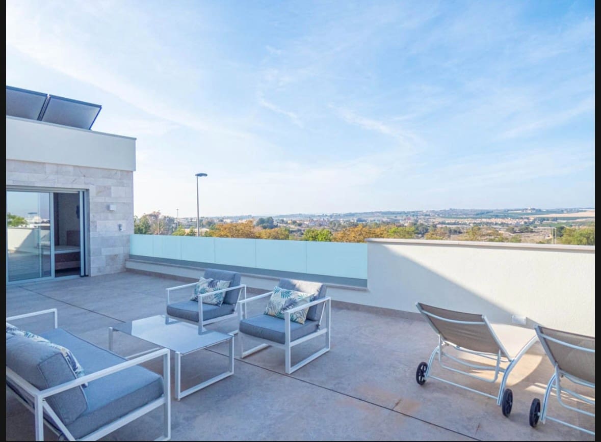 4 slaapkamer Villa te koop in Benijofar met zwembad garage - € 1.495.000 (Ref: 9609017)