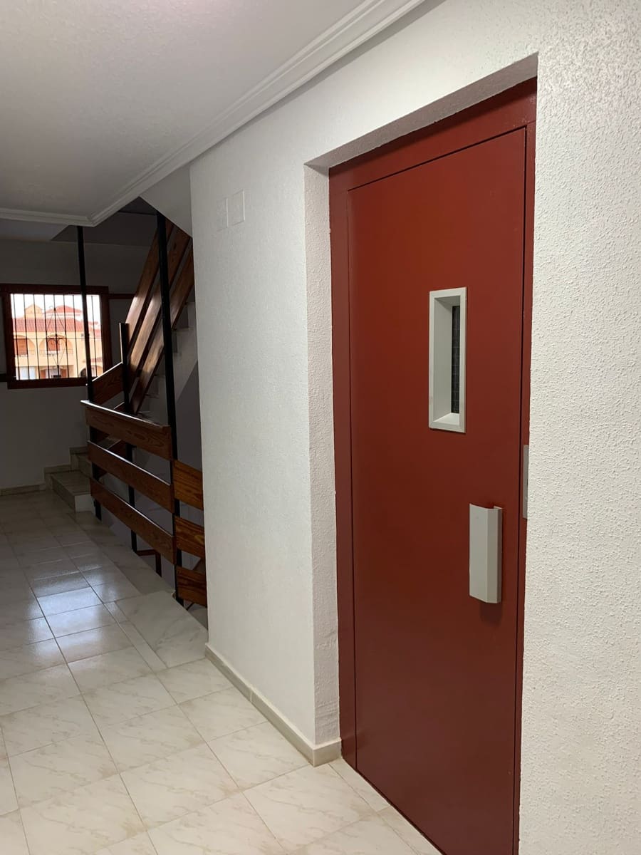 1 camera da letto Appartamento in vendita in Torrevieja - 98.000 € (Rif: 9609025)