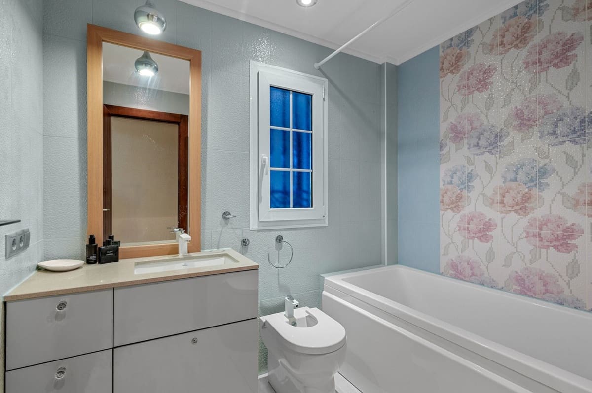 2 bedroom Apartment for sale in Campoamor - € 375,000 (Ref: 9609026)