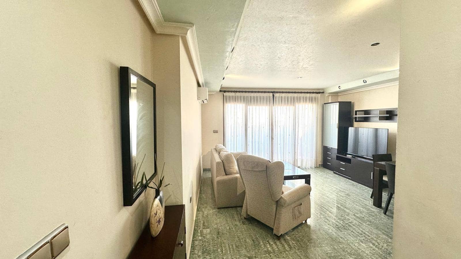 2 Zimmer Penthouse zu verkaufen in Torrevieja - 220.000 € (Ref: 9609035)