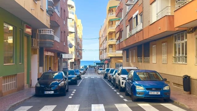 3 quarto Apartamento para venda em Centro, Torrevieja - 156 000 € (Ref: 9609041)