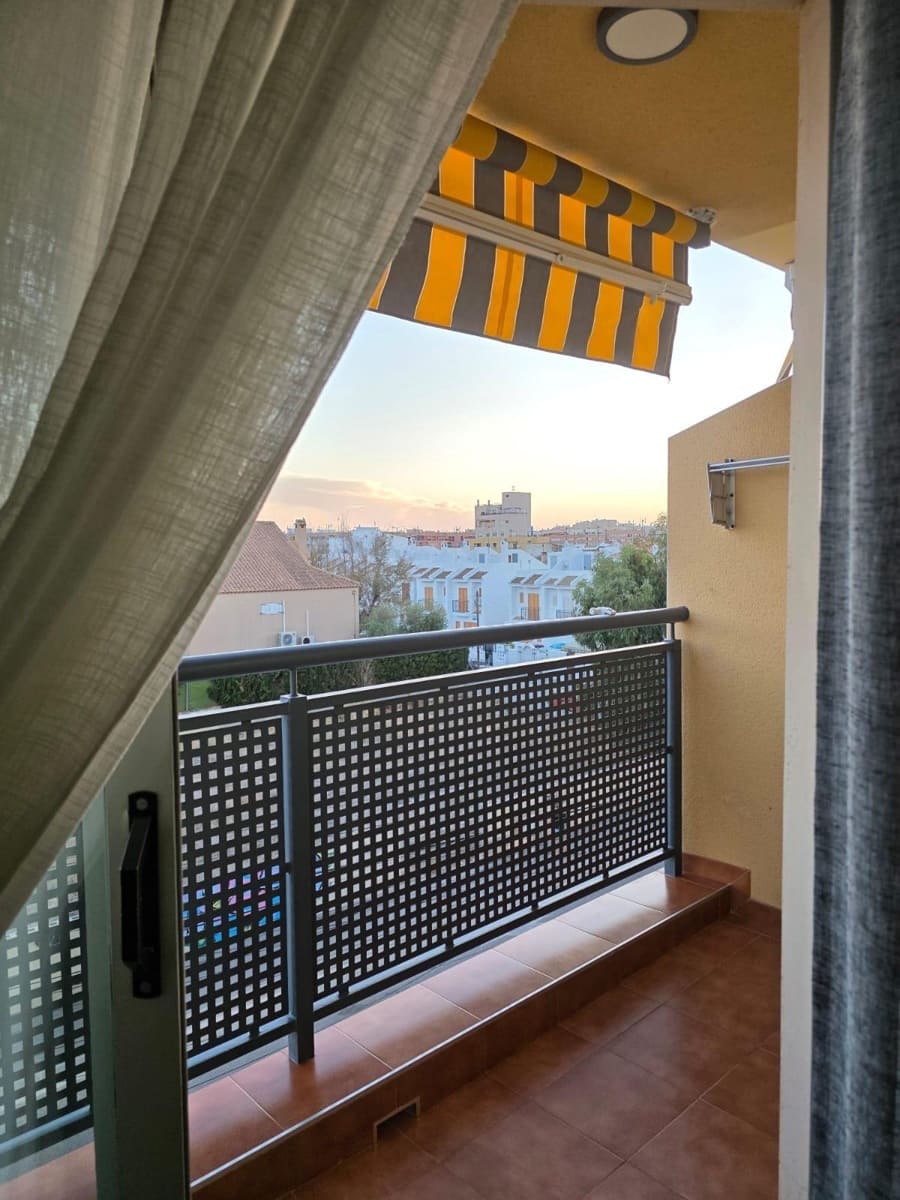 1 bedroom Apartment for sale in Torrevieja - € 149,900 (Ref: 9609044)