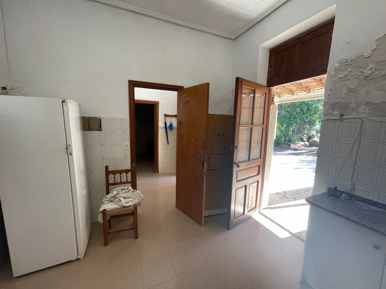 6 bedroom Finca/Country House for sale in Elche / Elx - € 280,000 (Ref: 9609051)