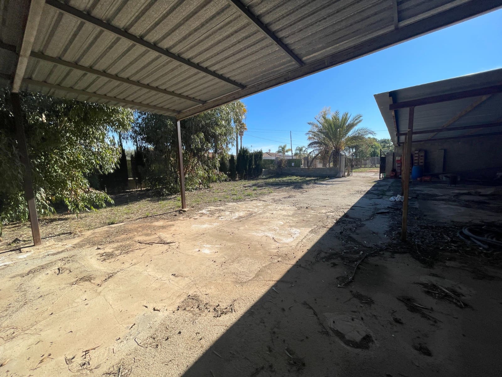 6 bedroom Finca/Country House for sale in Elche / Elx - € 280,000 (Ref: 9609051)