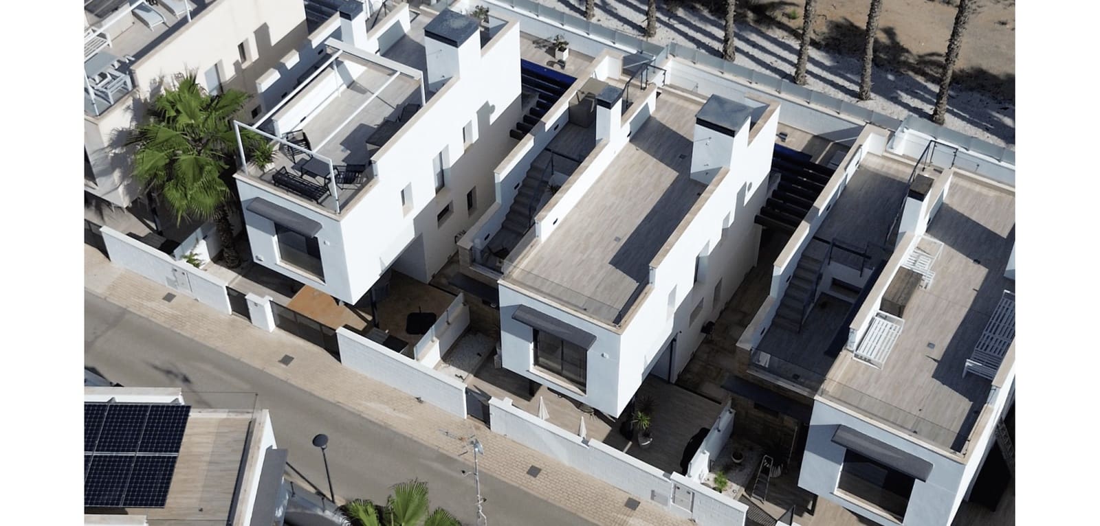 Chalet de 3 habitaciones en Orihuela Costa en venta con piscina - 449.950 € (Ref: 9609052)