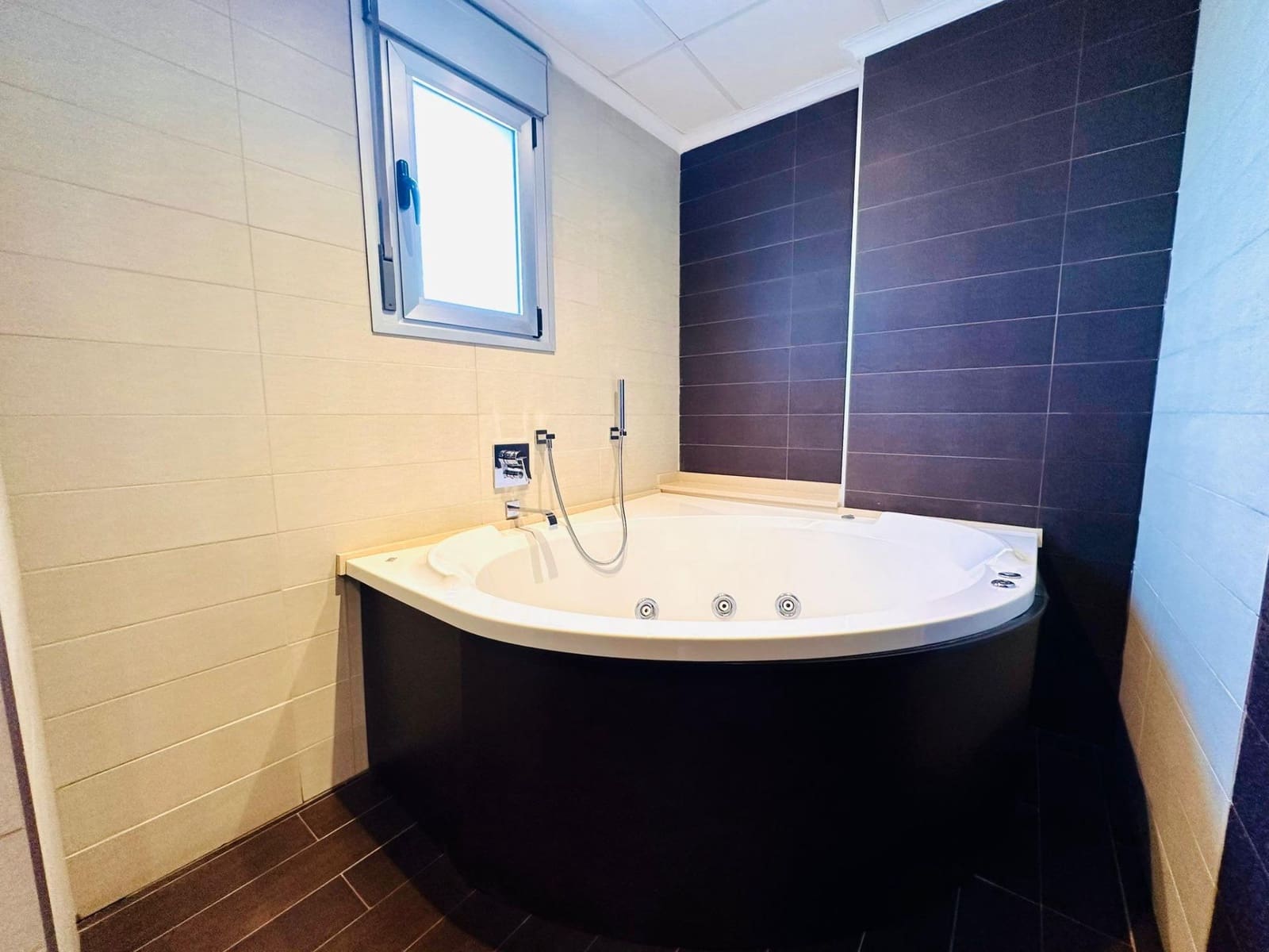 3 makuuhuone Huoneisto myytävänä paikassa Torrevieja - 490 000 € (Ref: 9609059)