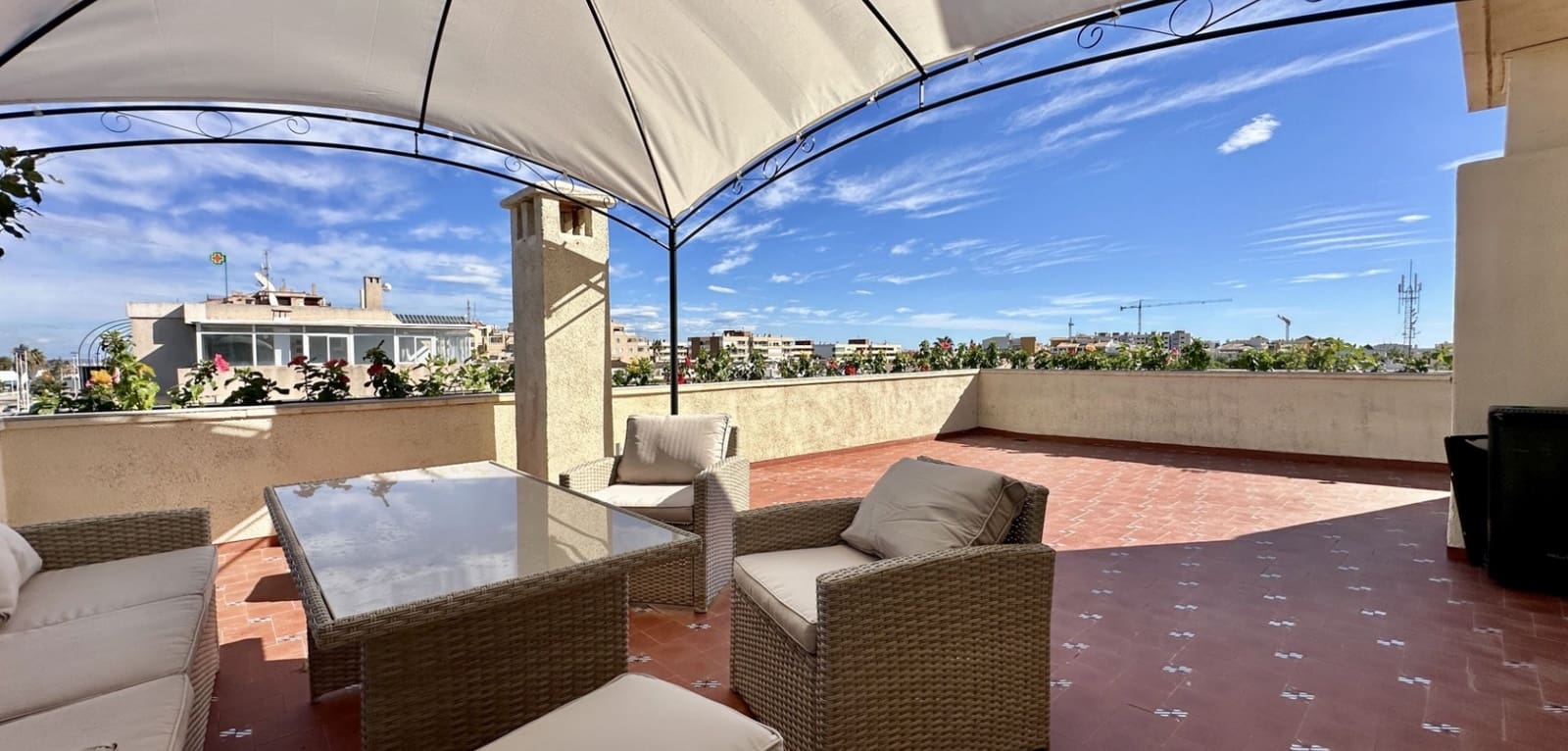 2 bedroom Apartment for sale in Orihuela Costa - € 247,000 (Ref: 9609073)
