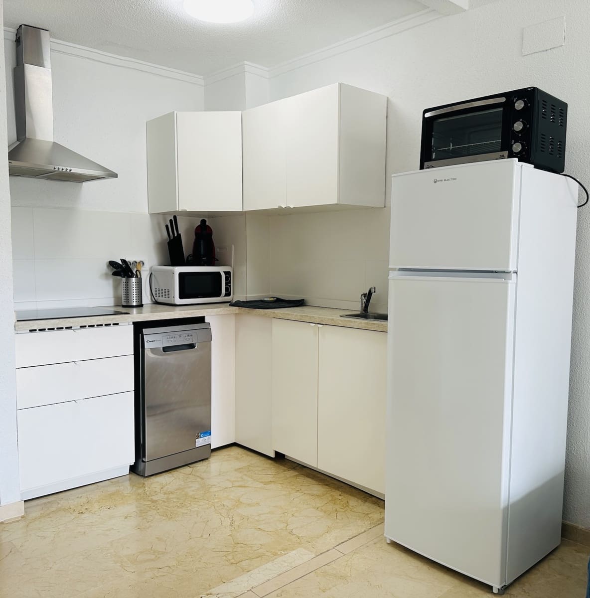 Lägenhet till salu i Torrevieja - 115 000 € (Ref: 9609074)