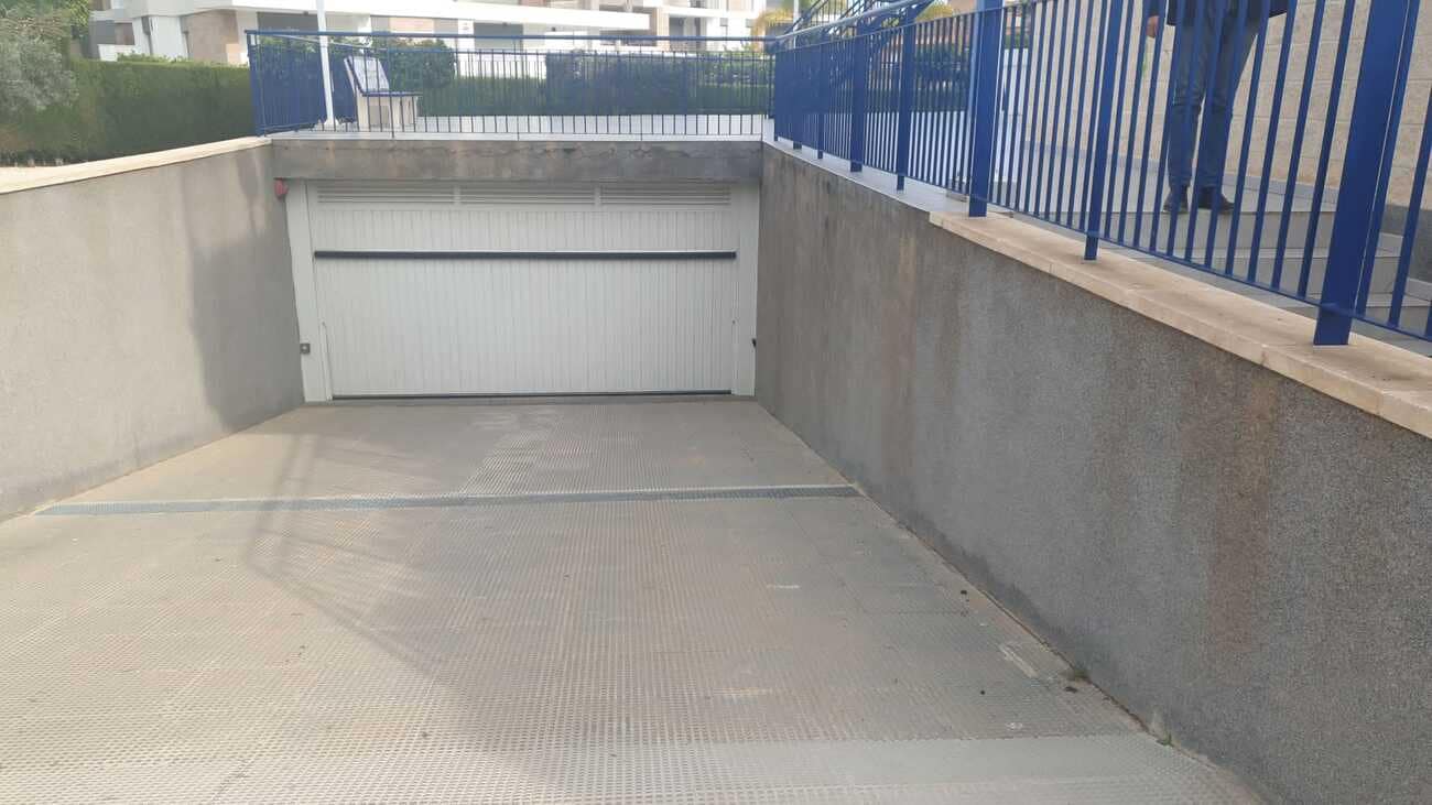 2 bedroom Apartment for sale in Cabo Roig - € 250,000 (Ref: 9609092)