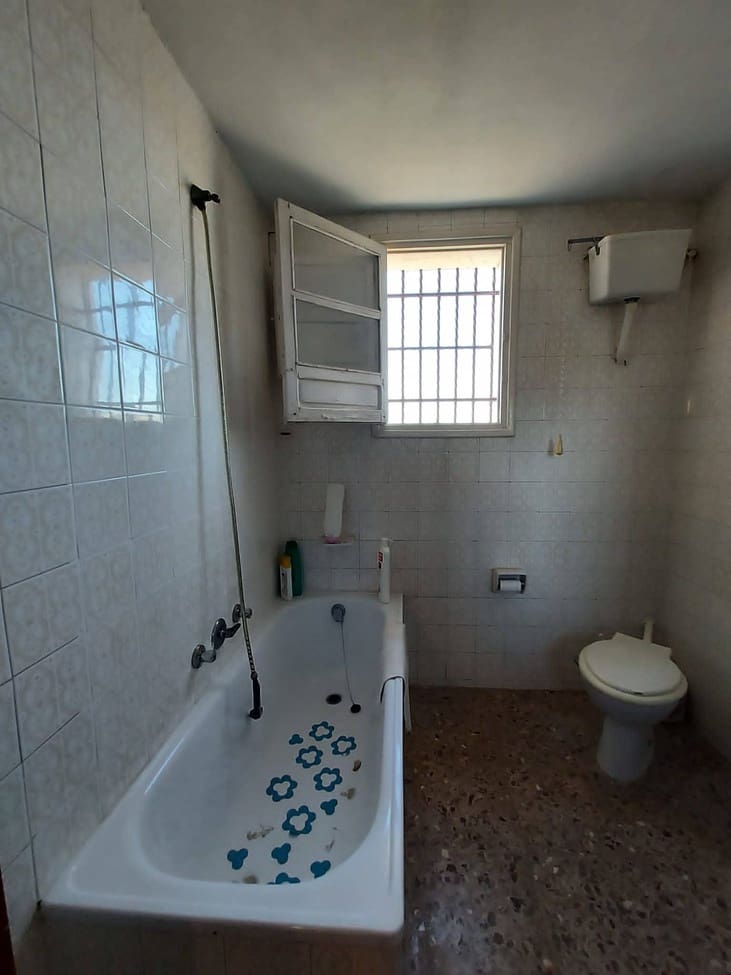 4 slaapkamer Finca/Landhuis te koop in Orihuela - € 189.000 (Ref: 9609093)