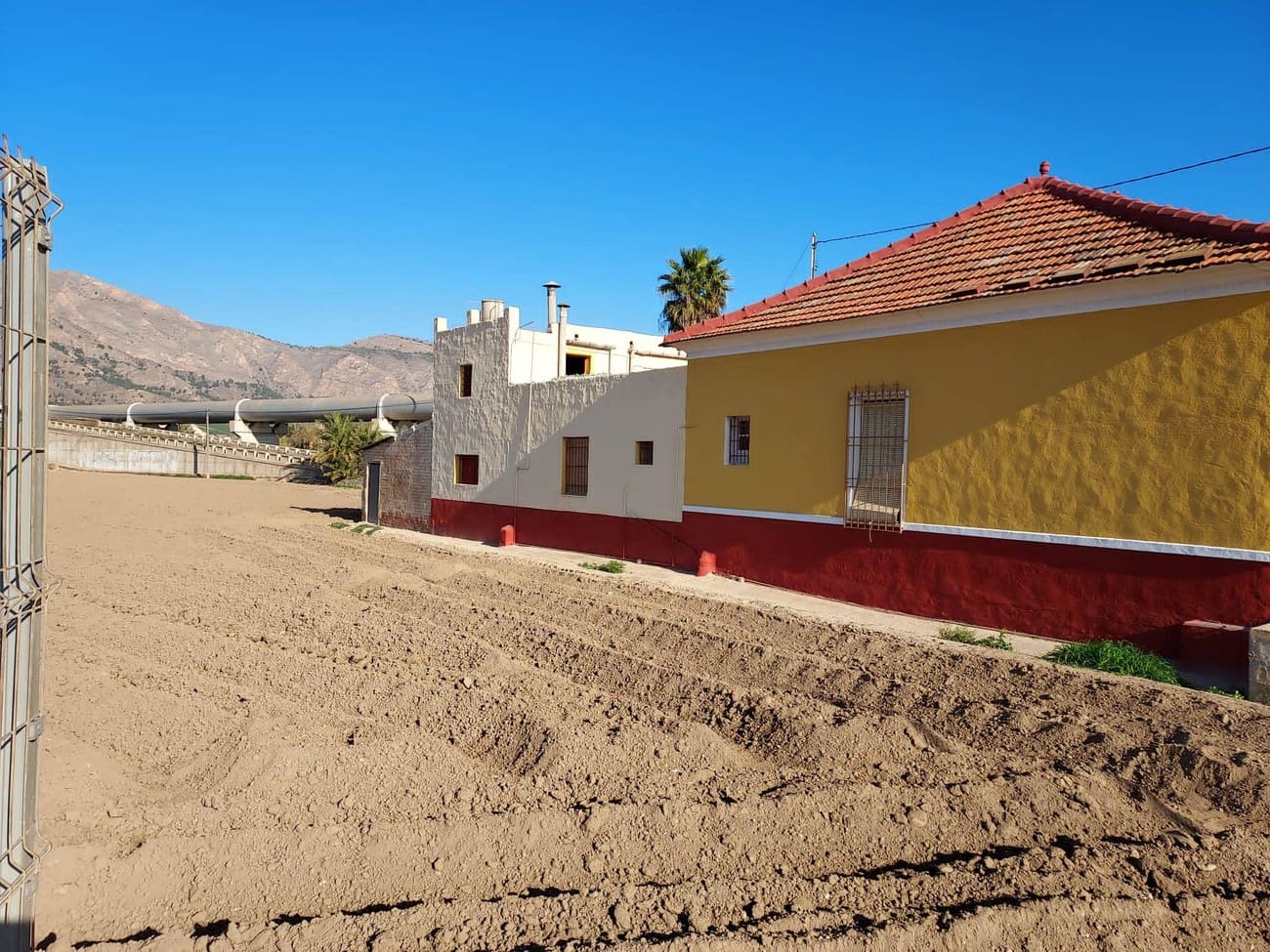 4 slaapkamer Finca/Landhuis te koop in Orihuela - € 189.000 (Ref: 9609093)