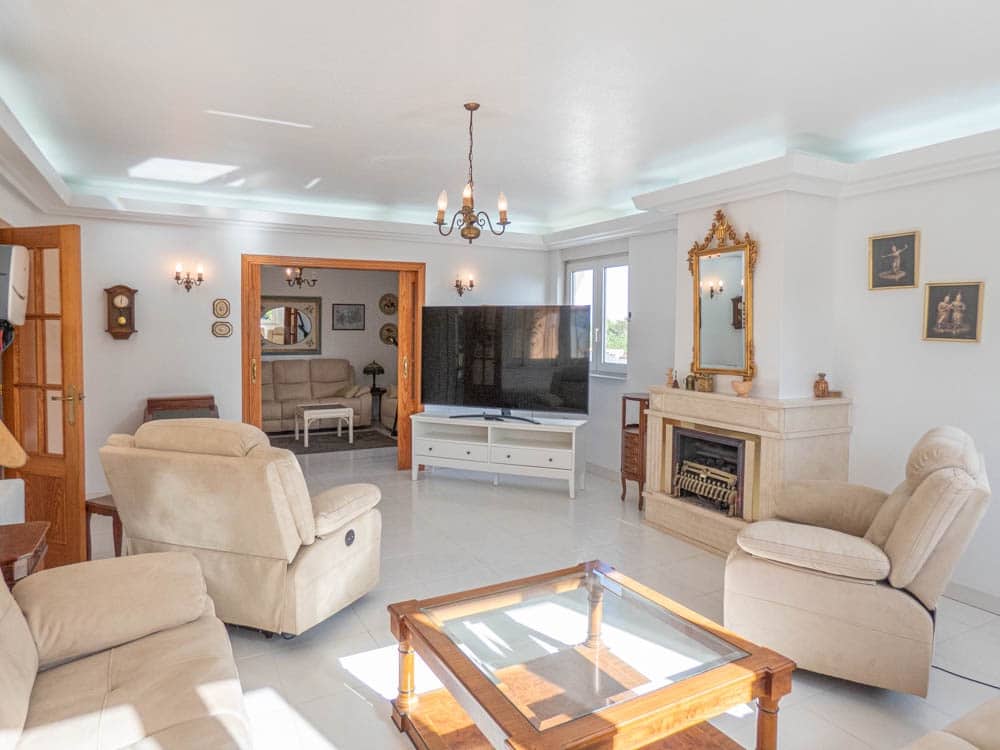 7 slaapkamer Villa te koop in San Miguel de Salinas met garage - € 1.499.000 (Ref: 9609100)