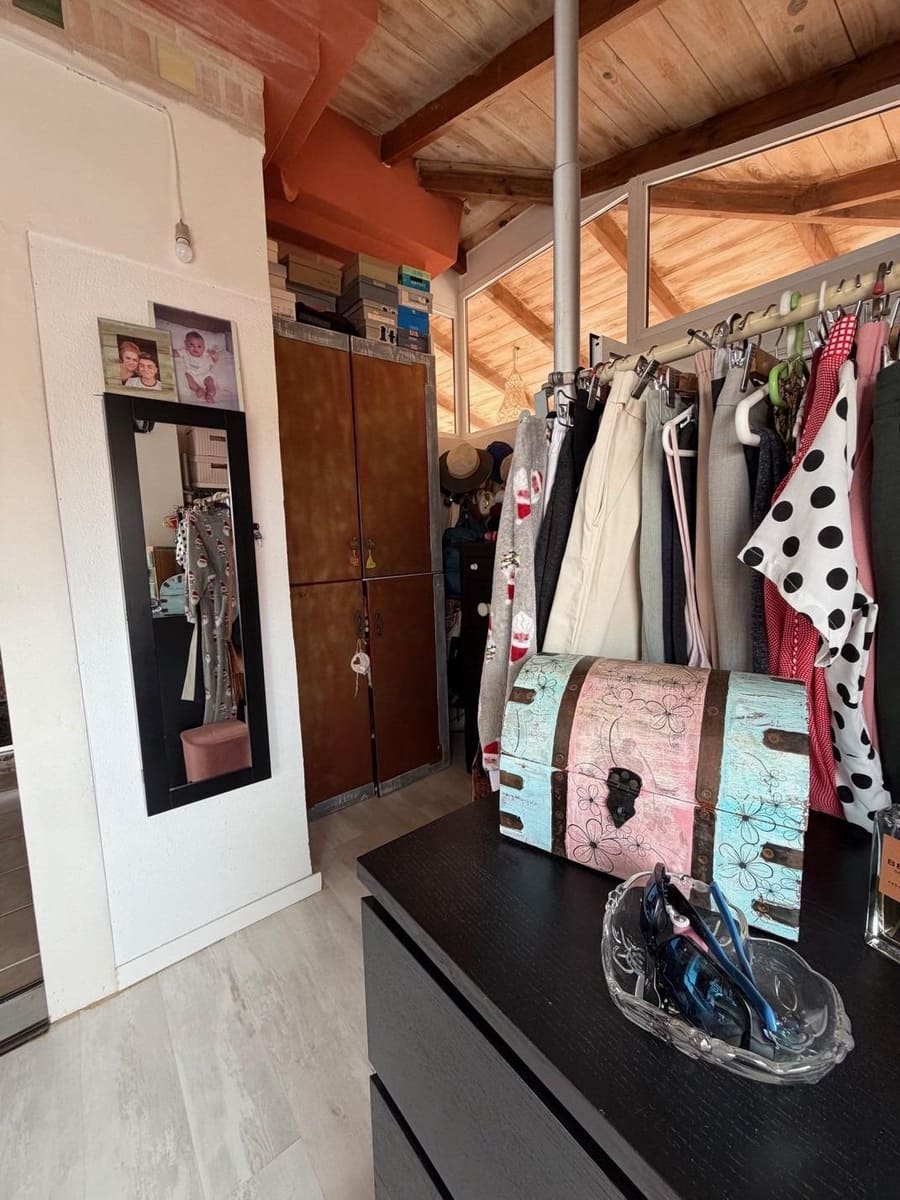 3 makuuhuone Huvila myytävänä paikassa Orihuela Costa mukana uima-altaan - 285 000 € (Ref: 9609111)