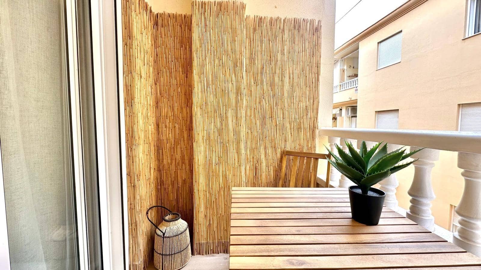 1 Zimmer Apartment zu verkaufen in Torrevieja - 131.900 € (Ref: 9609138)