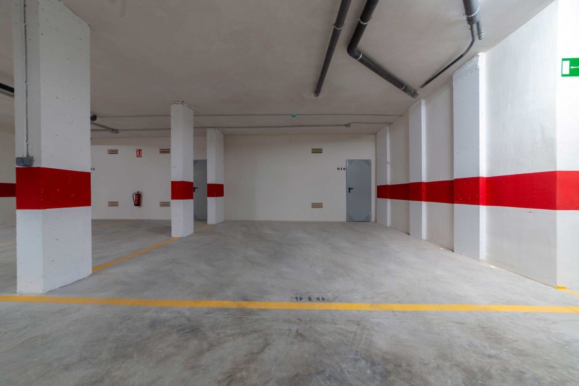 3 sovrum Lägenhet till salu i La Zenia med garage - 475 000 € (Ref: 9609159)