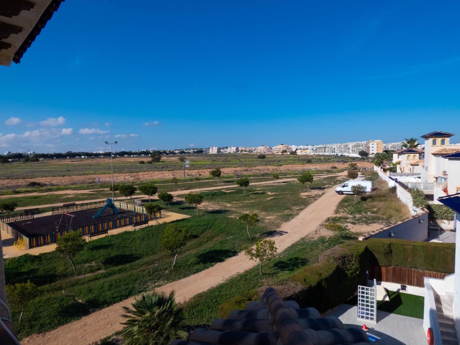 4 slaapkamer Villa te koop in Playa Flamenca met zwembad - € 399.000 (Ref: 9609164)